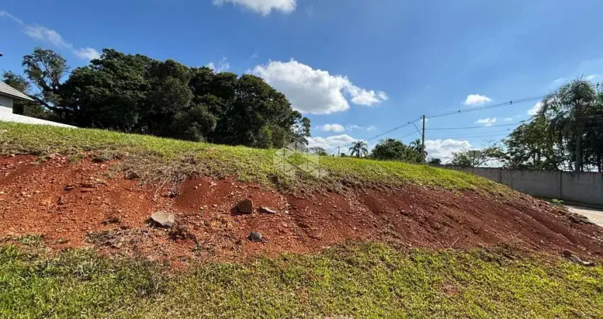 LINDO TERRENO DE ESQUINA EM CONDOMÍNIO FECHADO - Bairro Country