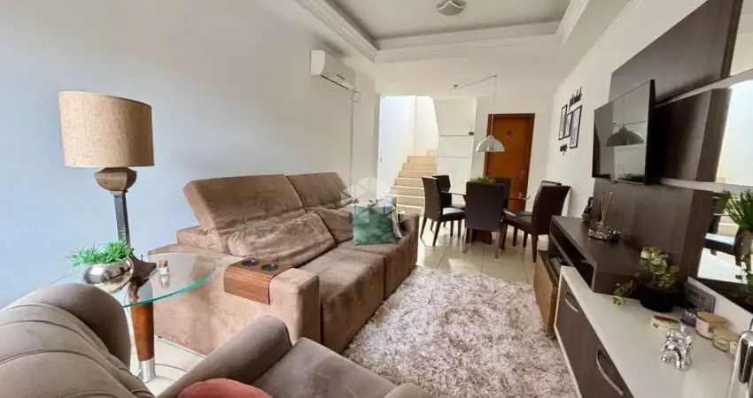 DUPLEX SEMIMOBILIADO COM 02 DORMITÓRIOS NO ANA NERY