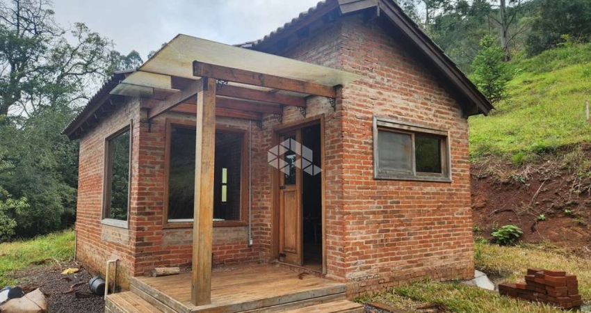 Chácara com 2 Cabanas para Turismo na Linha Arroio do Leite!