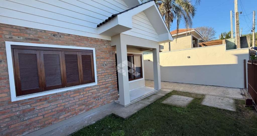 Casa com 4 dormitórios (2 suítes) semimobiliada com móveis sob medida