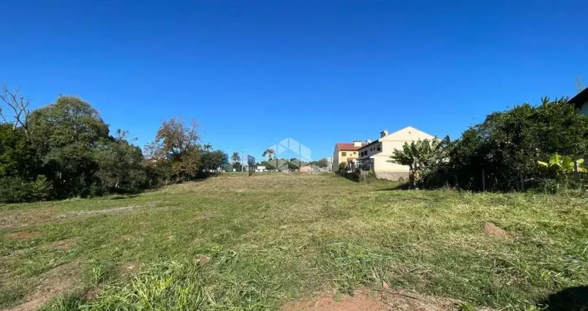 TERRENO AMPLO NO CENTRO DE VERA CRUZ, EM FRENTE AO MILLER