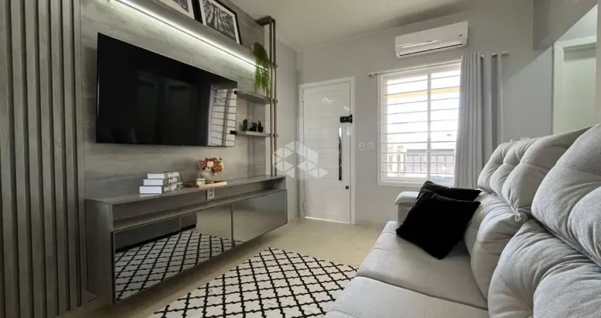 Casa geminada, semimobiliada, 02 dormitórios, em vera cruz