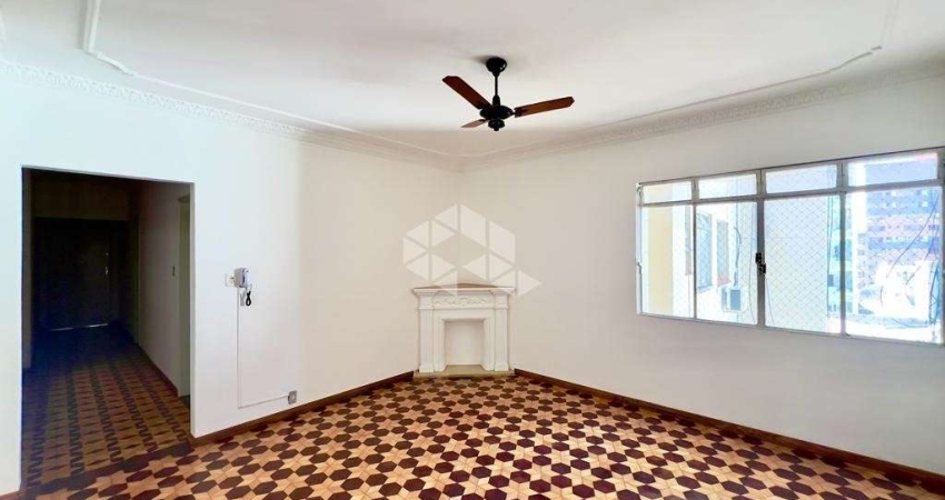 Apartamento de 3 quartos no bairro Centro, em Santa Maria.