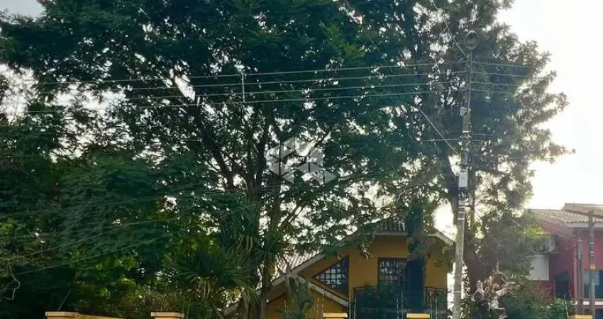 Casa à Venda - Ampla, Elegante e Completa - Quase 500m² de Terreno!