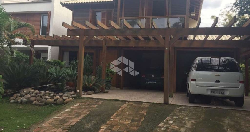 Casa com 3 quartos à venda na Rua Cassino, 56, Ipanema, Porto Alegre