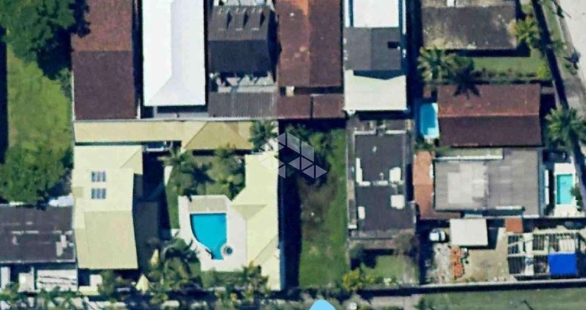 Terreno à venda na Avenida Hans Stadem, 3, Balneário Praia do Pernambuco, Guarujá