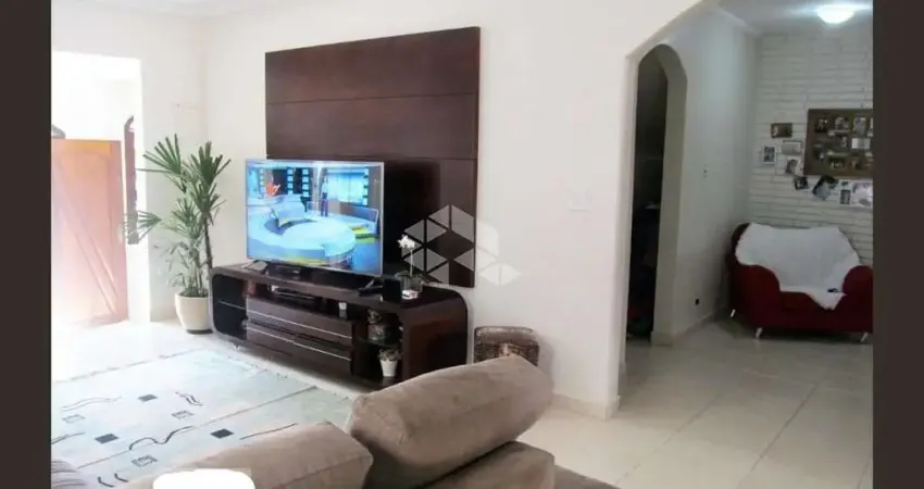 Casa com 5 quartos à venda na Rua Rio Verde, 79, Vila Bruna, São Paulo