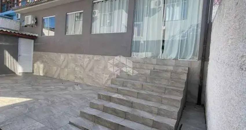Casa com 5 quartos à venda na Veríssimo Rodrigues Fortuna, 58, Serraria, São José