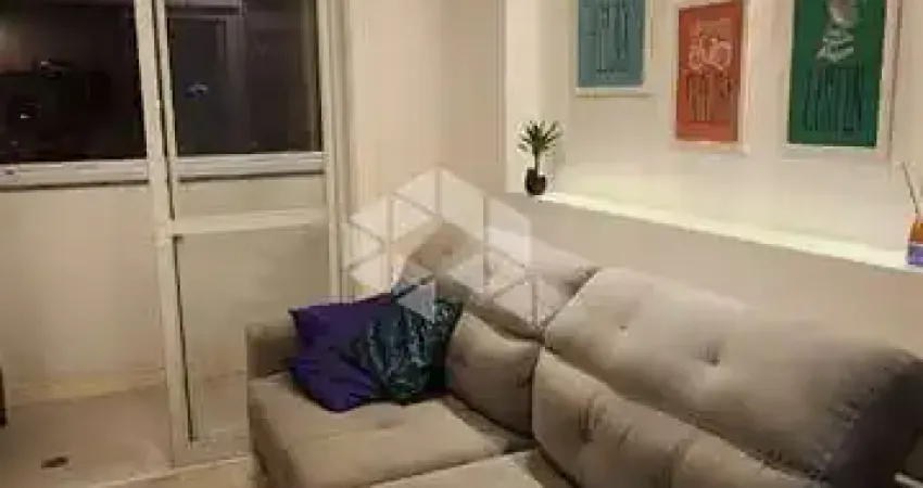 CASA RESIDENCIAL À VENDA COM 3 QUARTOS SENDO 1 SUÍTE E 1 VAGA DE GARAGEM NO BAIRRO ESTREITO EM FLORIANÓPOLIS/SC