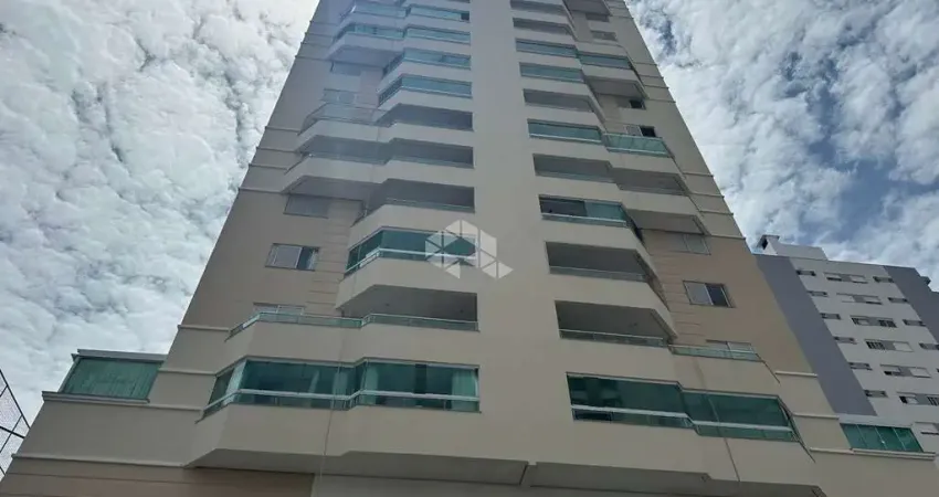 APARTAMENTO Á VENDA COM 3 QUARTOS SENDO 01 SUÍTE E 1 VAGA DE GARAGEM NO BAIRRO KOBRASOL EM SÃO JOSÉ/SC.