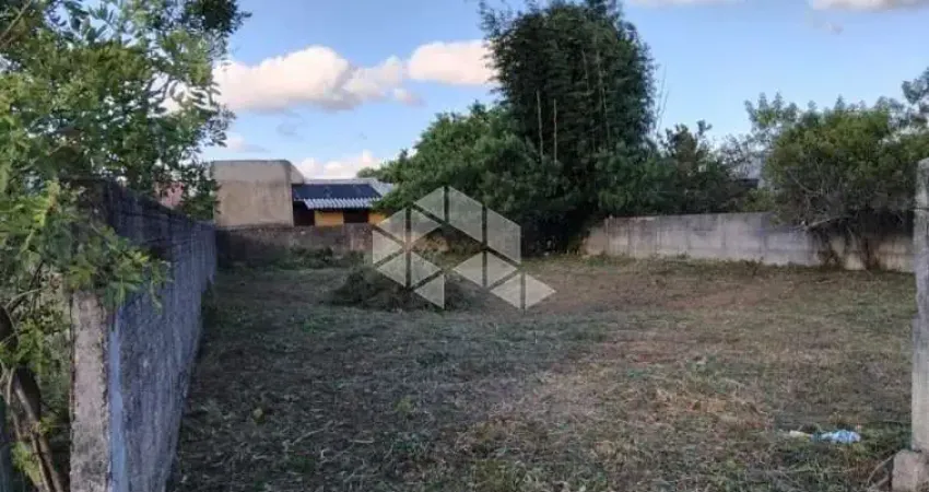 Terreno plano a uma quadra do mar com 386m2 escriturado na pinheira!!