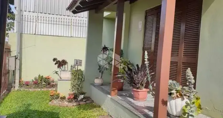 Lindo sobrado com 4 dormitórios e sacada próximo ao Seminário Claretiano em Esteio