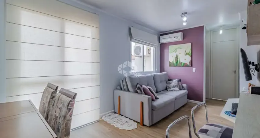 Apartamento  2 dormitórios/Quartos. Sacada. Vaga escriturada. Infraestrutura Condomínio.