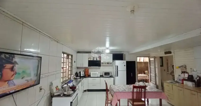 Casa com 2 quartos à venda na Rua Dona Celina Machado, 465, Tijuca, Alvorada