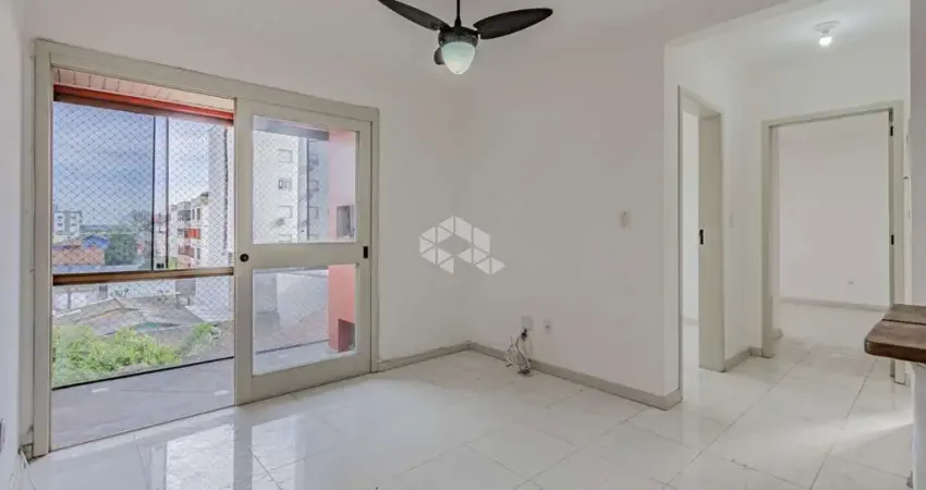 Apartamento de 2 dormitórios. sacada com churrasqueira. garagem coberta em cachoeirinha