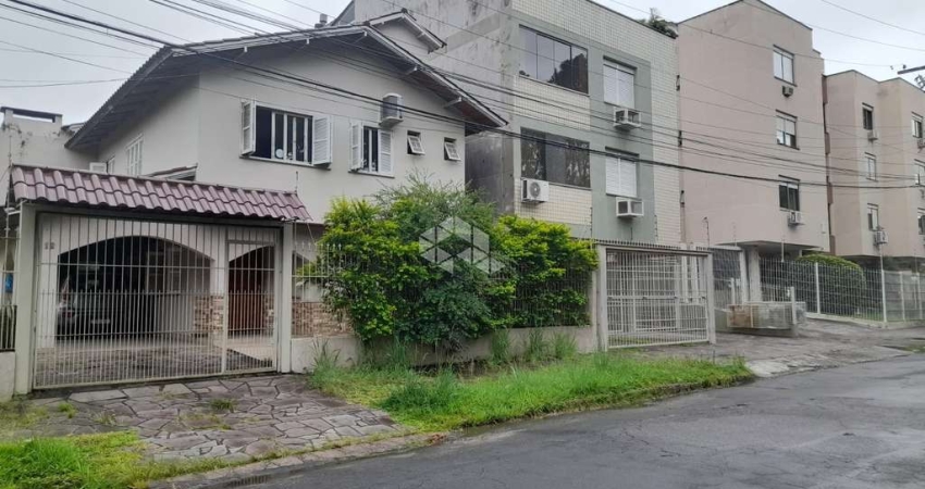 Casa com 5 quartos à venda na Rua Nicolau Faillace, 12, Jardim Itu Sabará, Porto Alegre