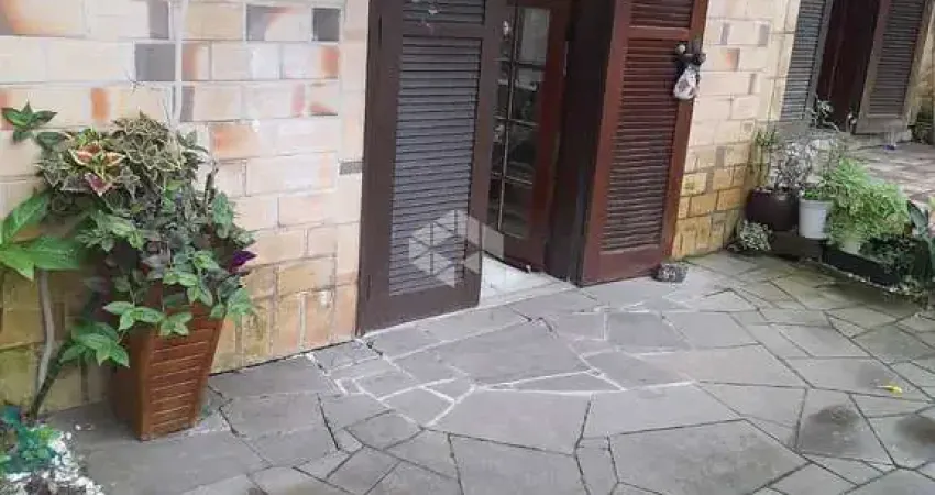 Casa em condomínio- São Leopoldo.