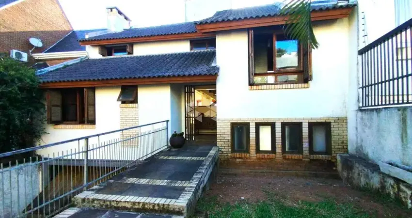 Casa 4 dormitórios - Ipanema