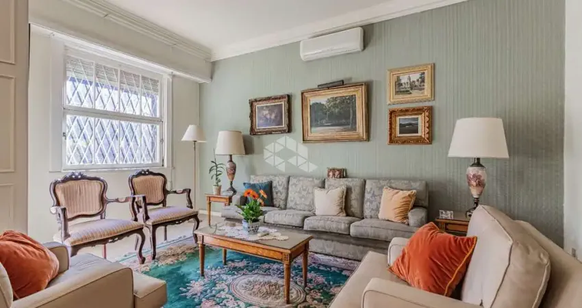 Casa com 5 quartos à venda na Rua Dário Pederneiras, 234, Petrópolis, Porto Alegre