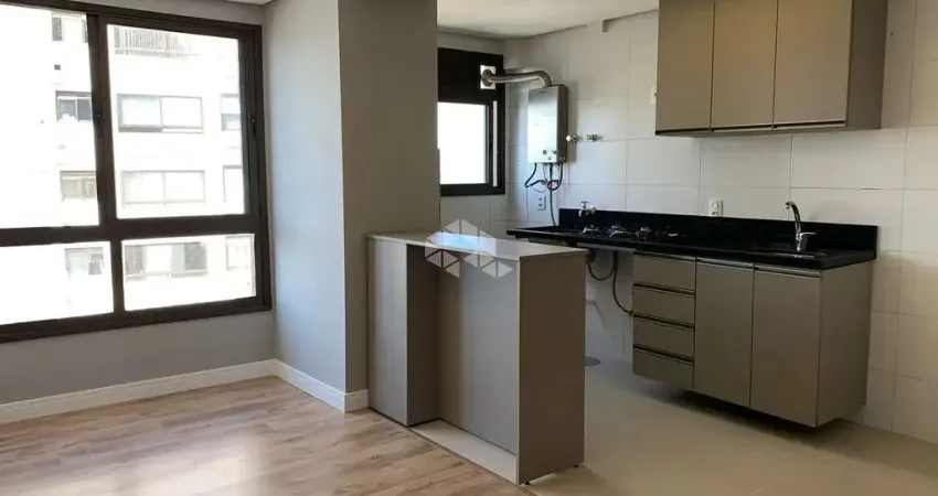 Apartamento de 2 dormitórios com 2 vagas no Centro Histórico.