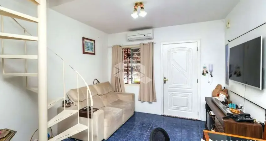 Casa em Condomínio 2 dormitórios bairro Hípica