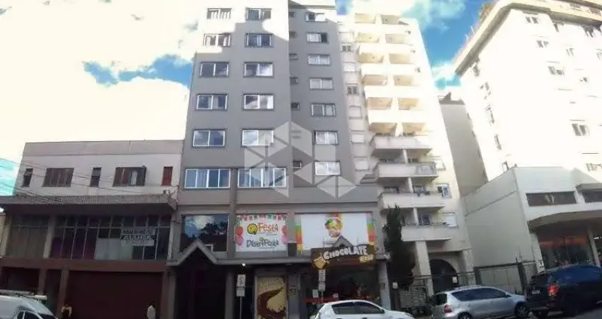 Apartamento no centro bairro São Pelegrino com 2 quartos ,sala cozinha  um terraço bem espaçoso.