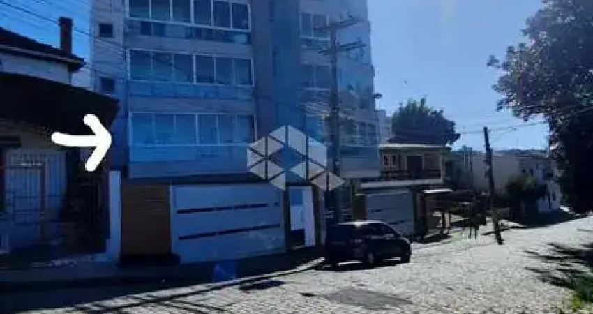 Apartamento 2 dormitórios,  sacada com churrasqueira, elevador, 1 vaga no Rio Branco