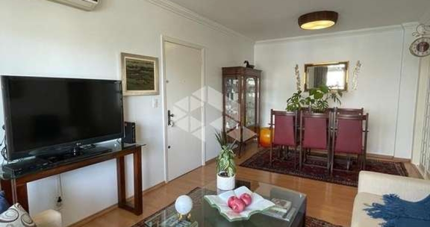 RBR - VENDE Apartamento 2 dormitórios em Lourdes