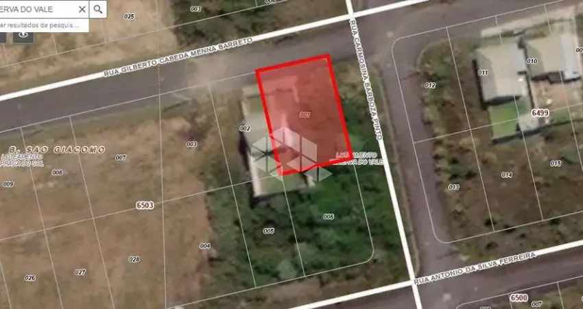 Terreno de esquina com 423 m², localizado no Bairro São Giacomo.