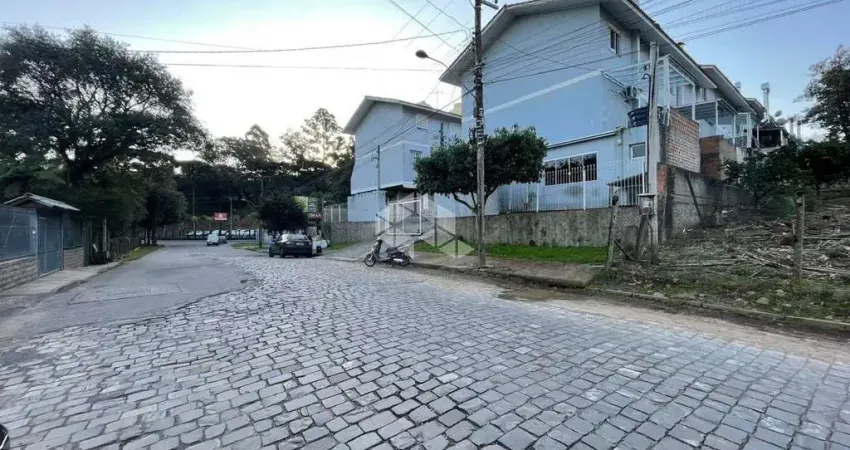Casa com 2 quartos à venda na Rua Gilberto Antônio Sirena, 193, São Luiz, Caxias do Sul