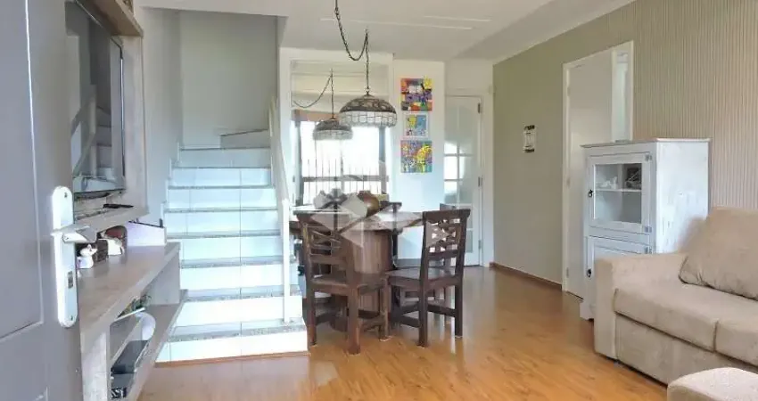 Sobrado com 4 dormitórios, com 122,07m² ,semi mobiliado, garagem para 2 carros no bairro diamantino.