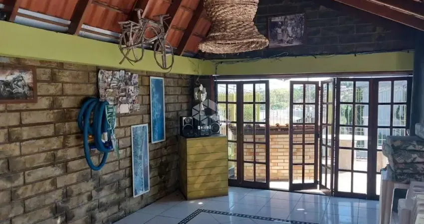 Casa com 2 quartos à venda na Rua Pixinguinha, 264, Esplanada, Caxias do Sul