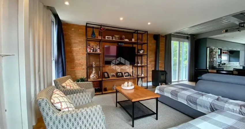 Casa container à venda no bairro Teresópolis com 3 quartos (1 suíte) e 370m²