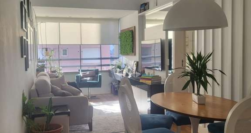 Apartamento na Boa Vista com 3 dormitórios, suite, 1 vaga, mobiliado.