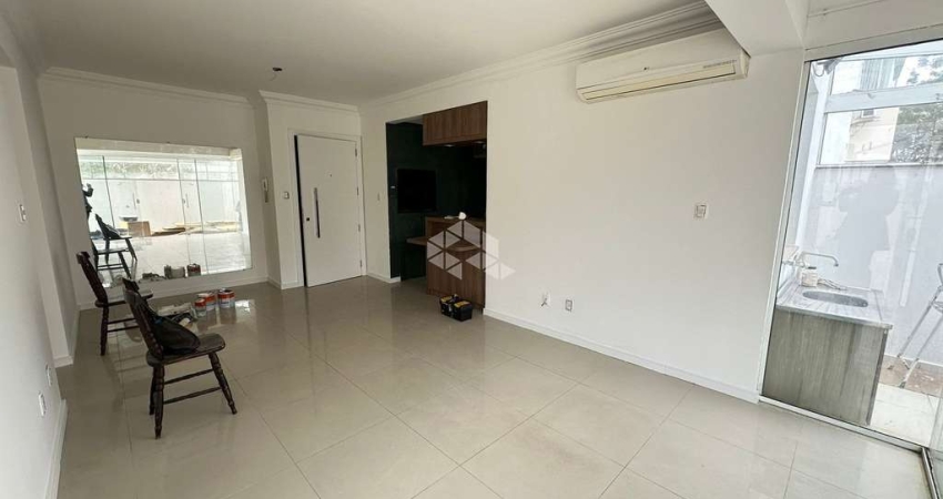 Apartamento Garden de 2 dormitórios com vaga de garagem, no Jardim Botânico em porto Alegre.