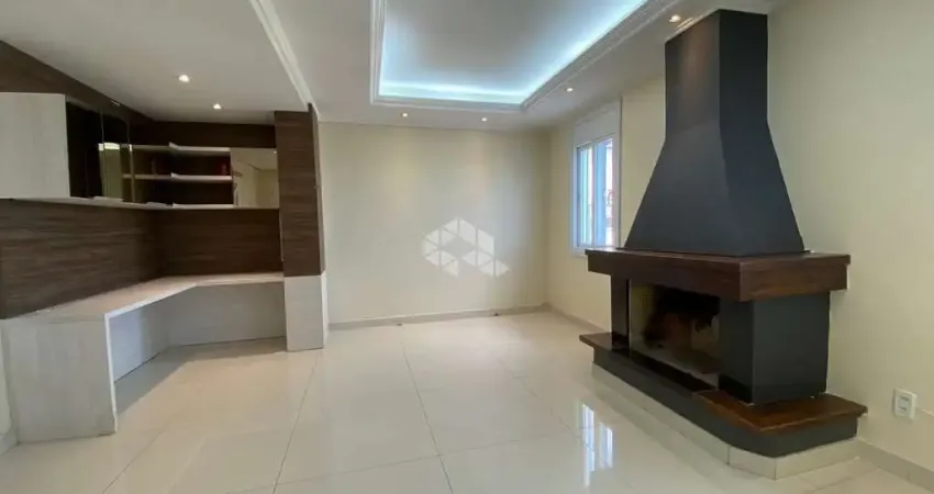 Casa com 04 dormitórios e 04 vagas com 252m² no Bairro Santo Antônio