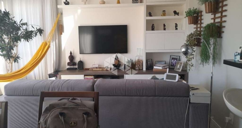 Apartamento para comprar na Zona Norte com 3 quartos (1 suíte) e 2 vagas cobertas