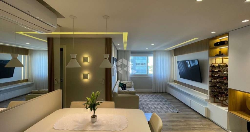 Apartamento de 3 dormitórios com 2 vagas no bairro São Sebastião.