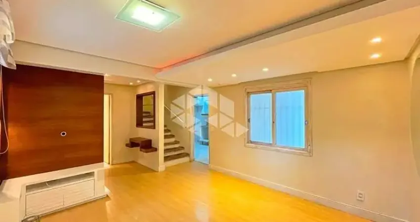 Casa para Comprar em Condomínio Fechado - 4 Dormitórios