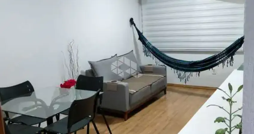 Apartamento na Bom Jesus 1 dormitório reformado e vaga dupla!