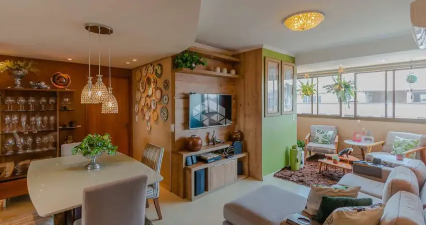 Apartamento com 3 quartos à venda na Rua Roque Calage, 566, Passo da Areia, Porto Alegre
