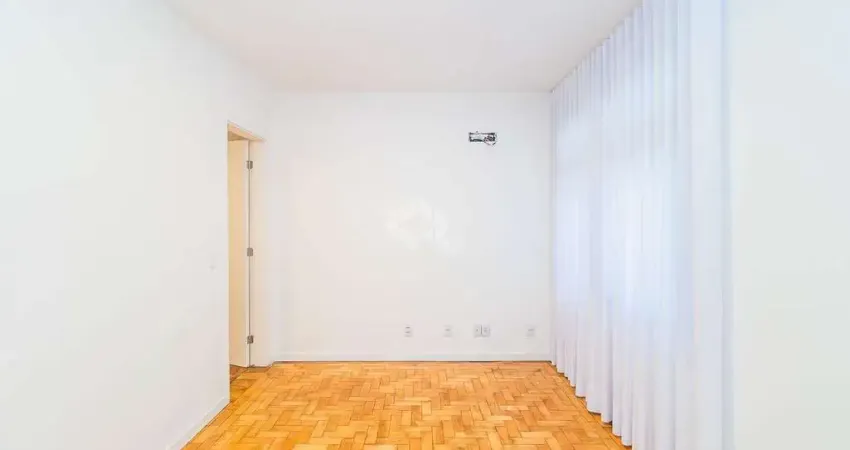 APARTAMENTO REFORMADO DE 1 SUÍTE NO  BOM FIM