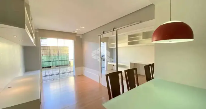 Apartamento Térreo à Venda no Residencial Jardim Ipiranga - Porto Alegre