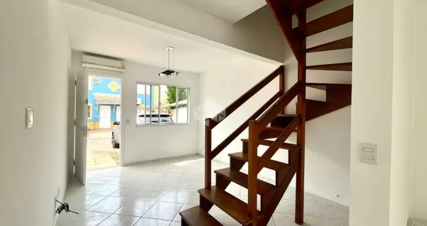 Casa em condomínio fechado com 2 quartos à venda na Avenida José Aloísio Filho, 889, Humaitá, Porto Alegre