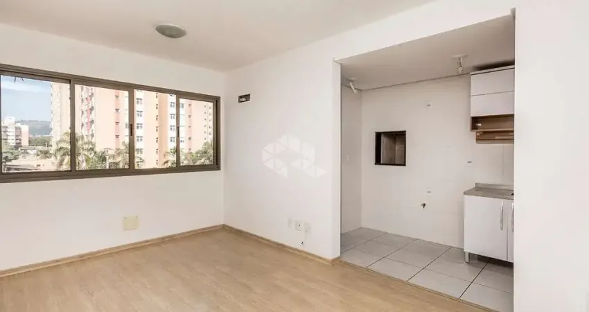 Apartamento 2 dormitórios, sendo 1 suite e vaga de garagem no Bairro Partenon