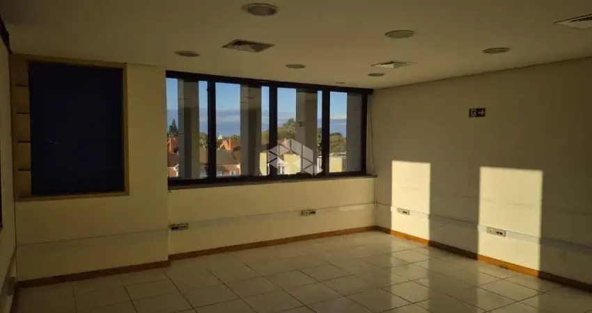 Sala comercial à venda na Avenida Luiz Manoel Gonzaga, 450, Três Figueiras, Porto Alegre