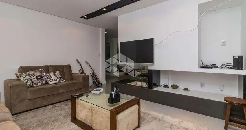 Casa com 4 quartos à venda na Rua Miracema, 297, Chácara das Pedras, Porto Alegre