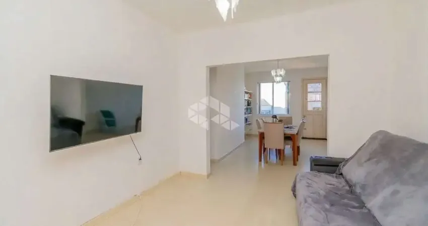 Apartamento à venda no bairro petrópolis | 2 dormitórios com pátio e churrasqueira
