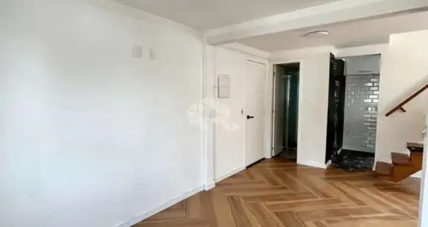 Apartamento com Cobertura á venda em Itaquera.