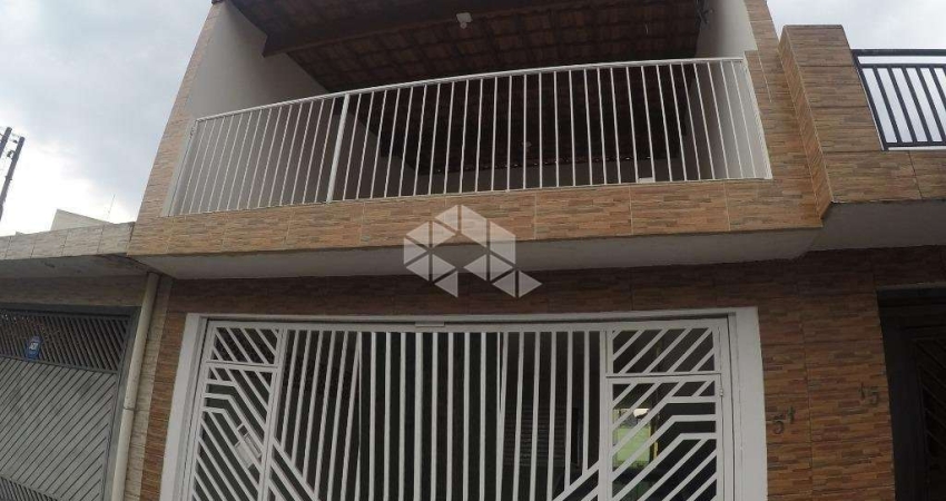 Casa á venda no Aricanduva.
